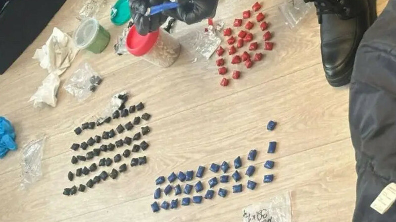 Бұрынғы мектеп мұғалімі есірткінің ірі партиясымен ұсталды