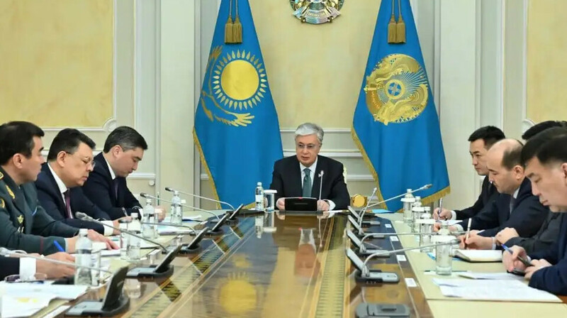 Президент құзырлы мемлекеттік органдарға және облыс әкімдеріне бірқатар тапсырма берді