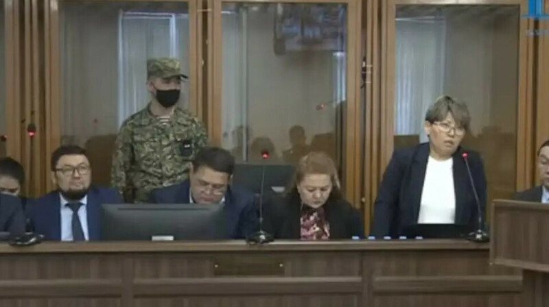 Судья Бишімбаевтың қорғаушысына ескерту жасады
