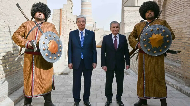 Қасым-Жомарт Тоқаев Хиуа қаласының тарихи орындарын аралап көрді