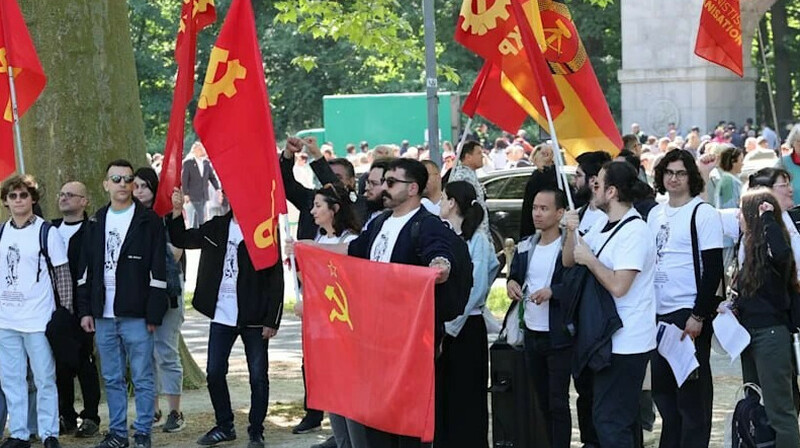 9 мамырда Берлинде өткен шеруде он адам ұсталды