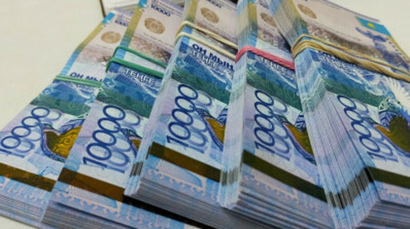 Ел азаматтары мемлекеттен 1,4 млн теңге ала алады: Шарты қандай?