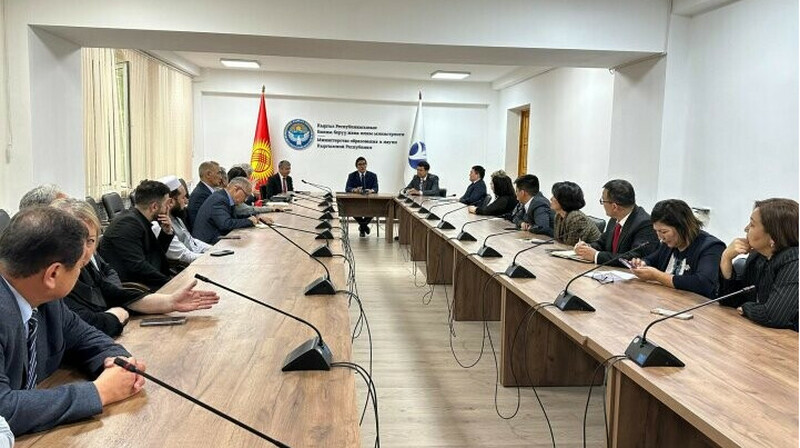Бішкектегі тәртіпсіздікте зардап шеккен студенттерге өтемақы төленеді