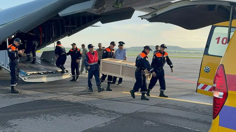 Қырғызстанда қаза болған балалардың денесі Өскеменге жеткізілді