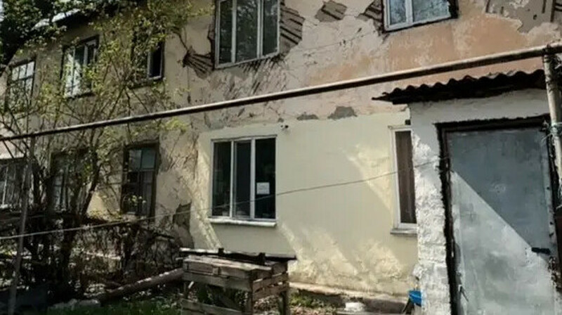 Алматыда апатты жағдайдағы үйдің тұрғындары жаңа пәтерге көшіріледі