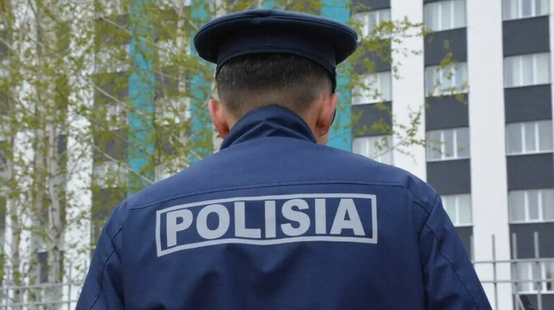 Анасын ұрған полиция подполковнигі қызметінен қуылды