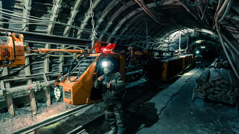 Qarmet металлургия зауытында екі адам қаза тапты