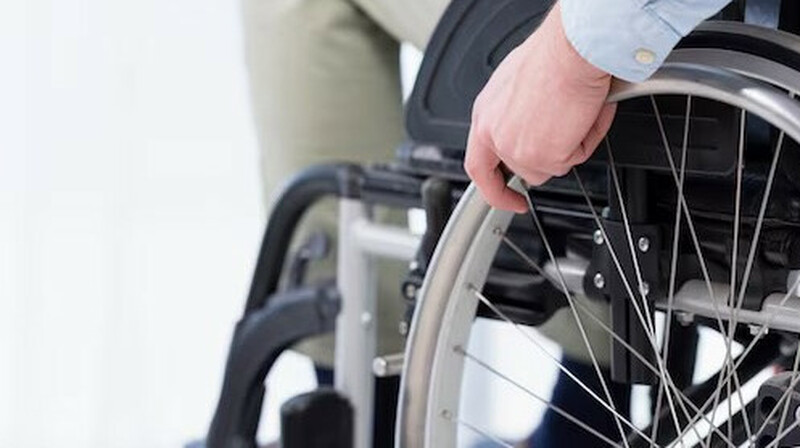 Щучинск тұрғыны асырап алған науқас балаға сұмдық әрекеттер жасаған