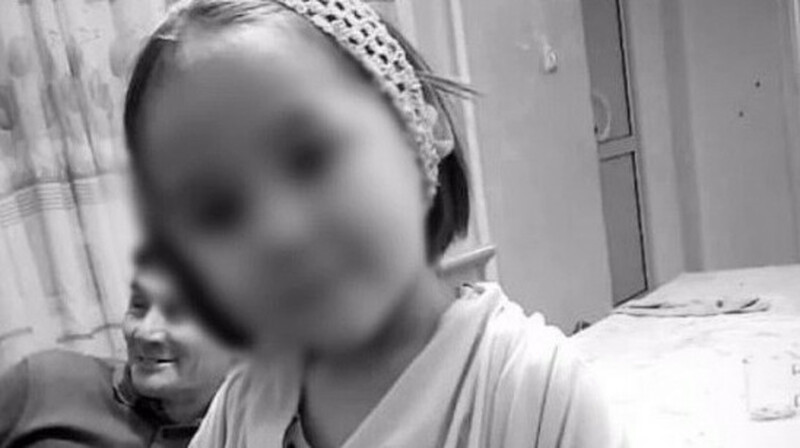 Сарыағашта 3 жастағы қызды дәретханаға лақтырып өлтірген жасөспірім қамалмайтын болды