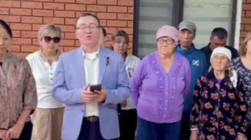 “Қаржаубай қамалсын!”: Шерзатты өлтіргендердің ата-анасы Тоқаевтан көмек сұрады