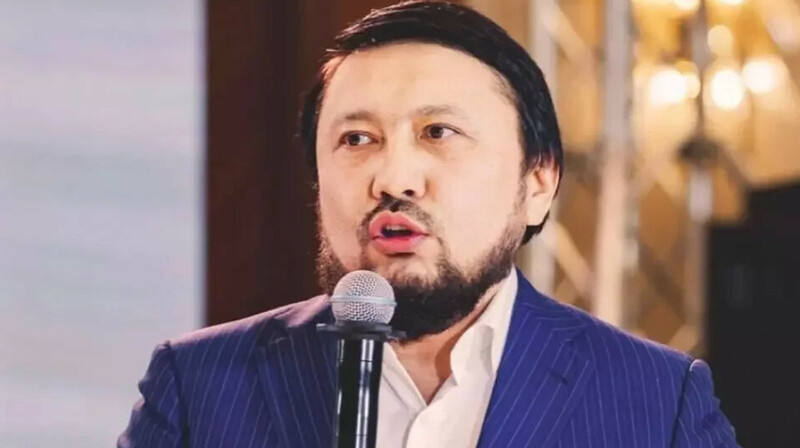 “Нұр ағаның батасы ерекше қуантты”: Мұхаммеджан Тазабекті туған күнінде кімдер құттықтады?