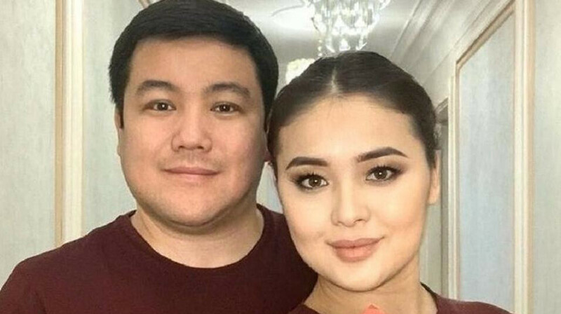 “Барайын ба?”: Тұрсынбектің әйелі құшақ-құшақ гүл алып, кездесуге шақырту алғанын айтты