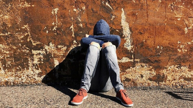 Таразда 15 жастағы жасөспірім өз үйінің ауласында асылып қалды