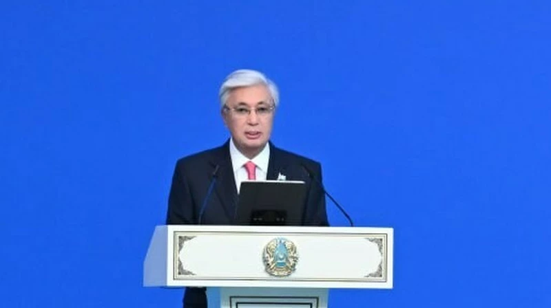 Мемлекет басшысы Франция президентімен телефон арқылы сөйлесті