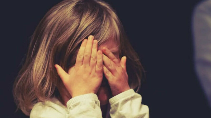 Талғарда ұрланған 2 жасар қыз аман-есен табылып, қылмыстық іс қозғалды