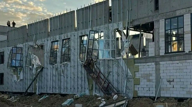 Құлсарыда салынып жатқан мектептің төбесі құлап түсті