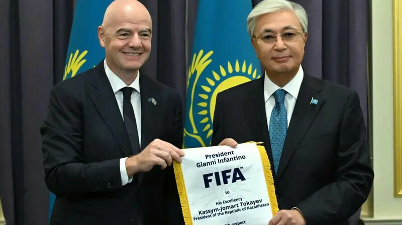 Тоқаев ФИФА президентімен кездесу өткізді