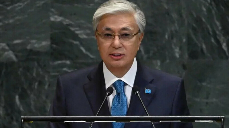 Тоқаев қазақстандықтарды Еңбек күнімен құттықтады