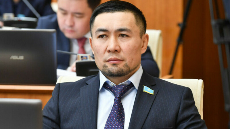 Ардақ Назаровтың басы тағы дауға қалды