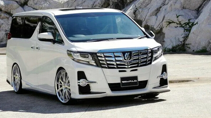 Бірнеше апаттардан кейін Toyota Alphard көлігіне тыйым салу ұсынылды