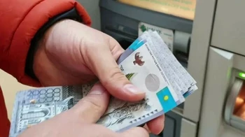 Шетелде қанша қазақ азаматы жұмыс істейді?