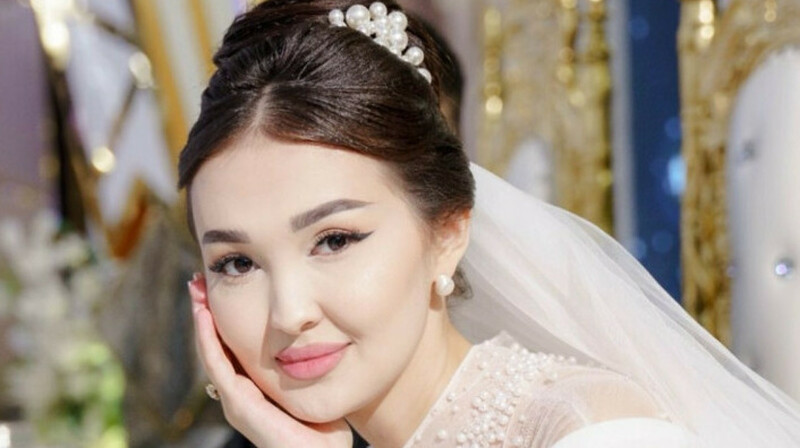 «Тамаққа да, қатынға да тоймайтын бәле»: Белгілі блогер ажырасқан күйеуі туралы айтты