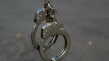 Мен саяжайда порно тыңдадым