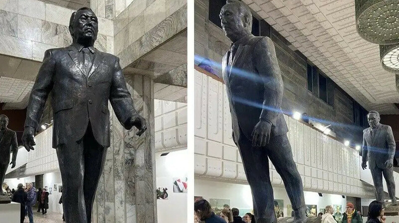 «Құлаған Назарбаев» мүсінін ресейліктер сатып алды