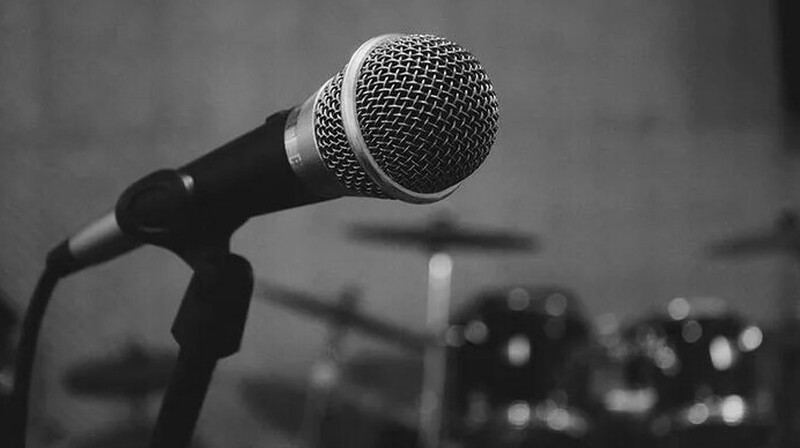 Әншілерге фонограммамен ән айтуға тыйым салынуы мүмкін