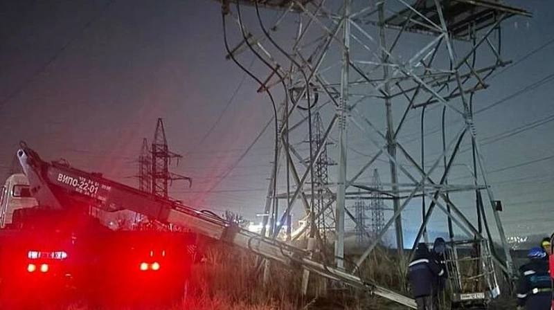 «Бір аудан жарықсыз қалды»: Алматыда электр желісінде ақау шықты