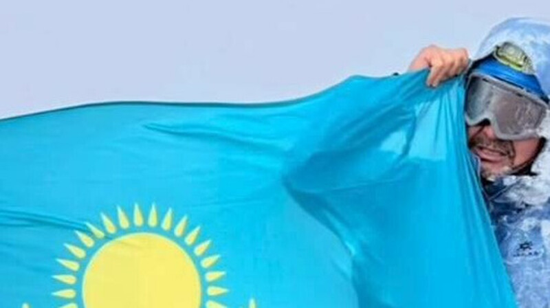 Қазақстандық альпинист әлемдегі ең биік 7 жанартауды бағындырды