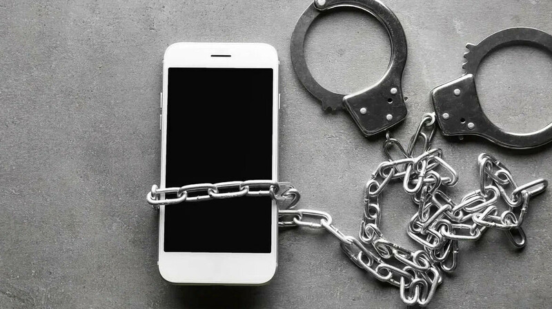 Бас прокуратура iPhone иелерін қауіп жөнінде ескертті