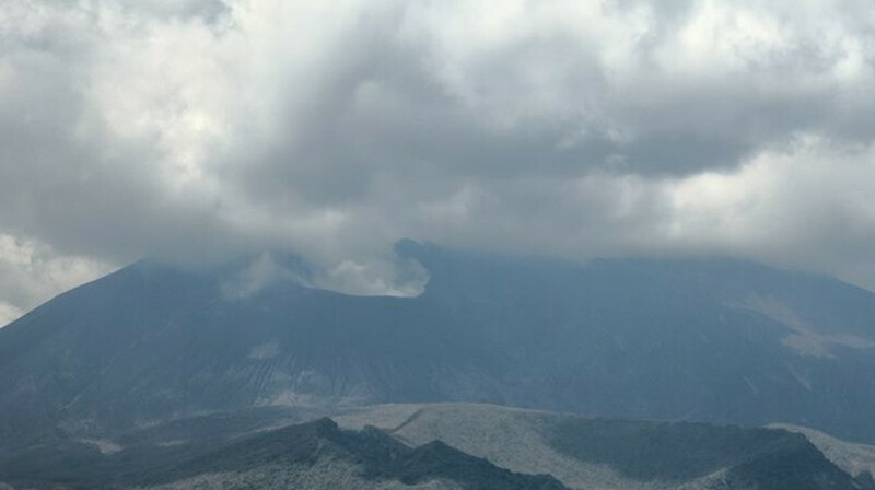 Жапонияда Сакурадзима жанартауы атқылады