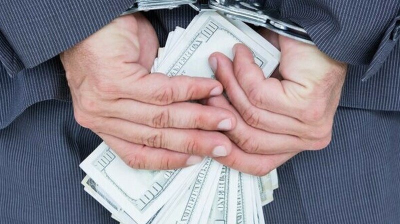 Алаяқтар 1,5 жыл бұрын қайтыс болған баланың емі үшін ақша жинап келген