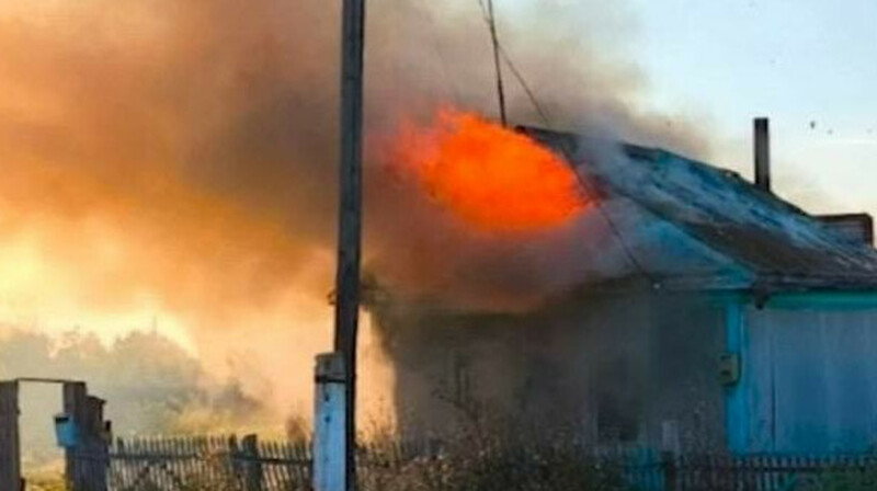 Ер адам қызғаныштан әйелі мен 2 адамды өртеп жіберген