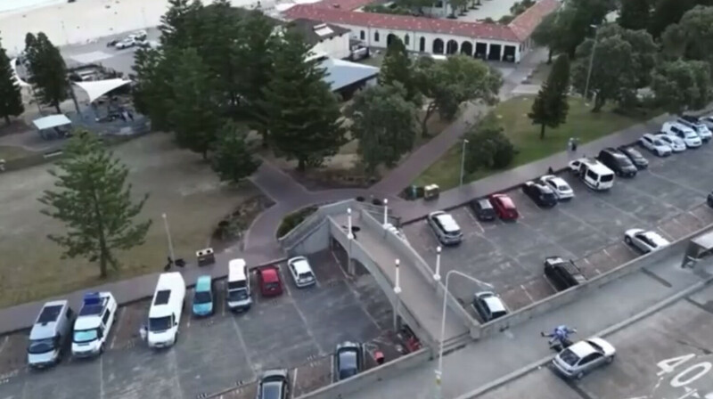 Австралияда жағажайға жасалған шабуылдан 15 адам қаза тапты