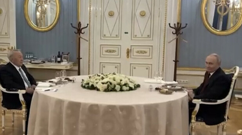 Назарбаев пен Путин кездесті