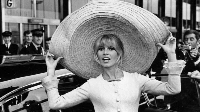 Әйгілі француз актрисасы көз жұмды