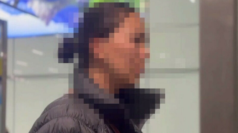 Алаяқтық жасады деген күдікке ілінген азаматша Түркиядан экстрадицияланды