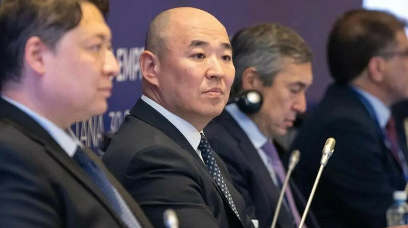 Шарлапаев «Атамекен» ҰКП-ның төрағасы болып сайланды