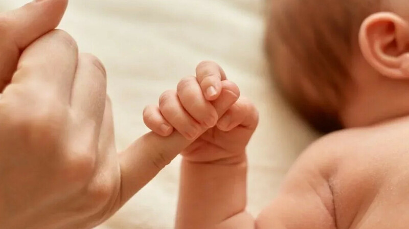 Семейде қоқыстан сәби табылды