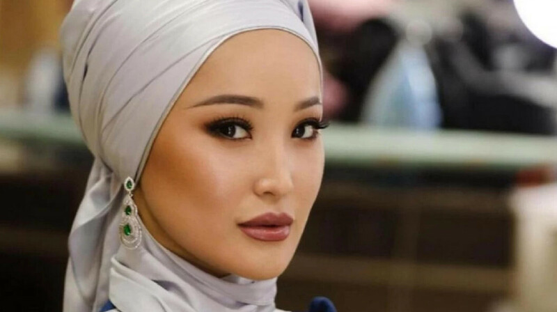 Мөлдір Әуелбекова тыңдарманына өтініш айтты