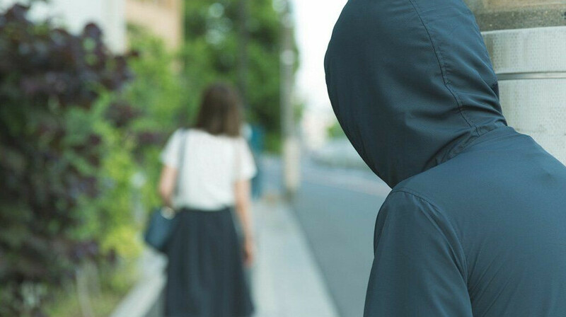 Атырауда 21 жастағы жігіт қызды бірнеше сағат бойы азаптаған