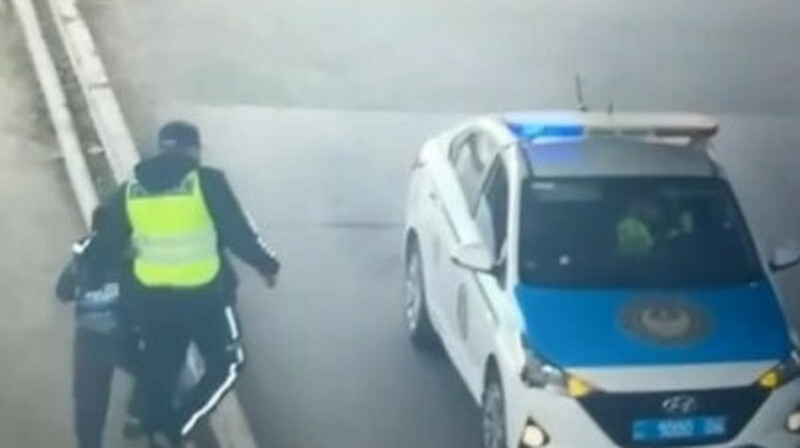 Атырауда концерт кезінде ата-анасынан көз жазып қалған 80-ге жуық бала дін аман табылды