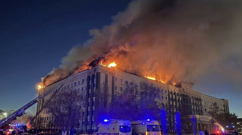 Ақтөбеде әкімдік ғимаратындағы өрт толық сөндірілді