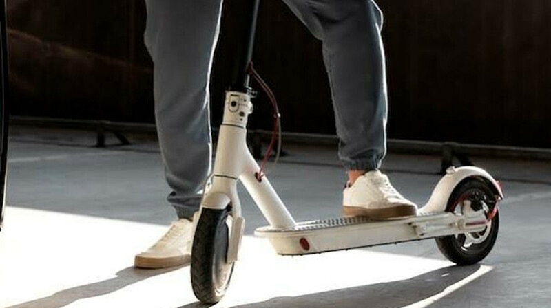 Алматыда самокат айдаушыларға қойылатын талаптар күшейтілді