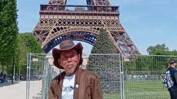 Парижге жаяу барған 76 жастағы қария «Құрметті спорт қызметкері» атағын алды