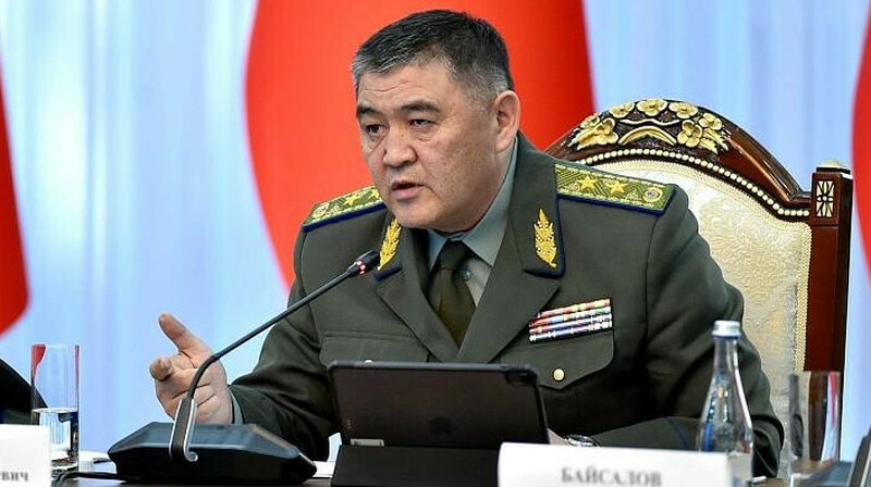 Қырғызстанда Қамшыбек Тәшиевке екі бап бойынша айып тағылды