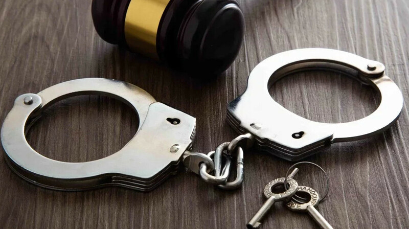 Жұмыс орнына «қаруланып» барған ақтаулық 10 тәулікке қамалды