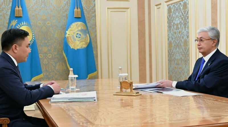 Толқаев Шымкент қаласының әкімімен қала дамуын талқылады